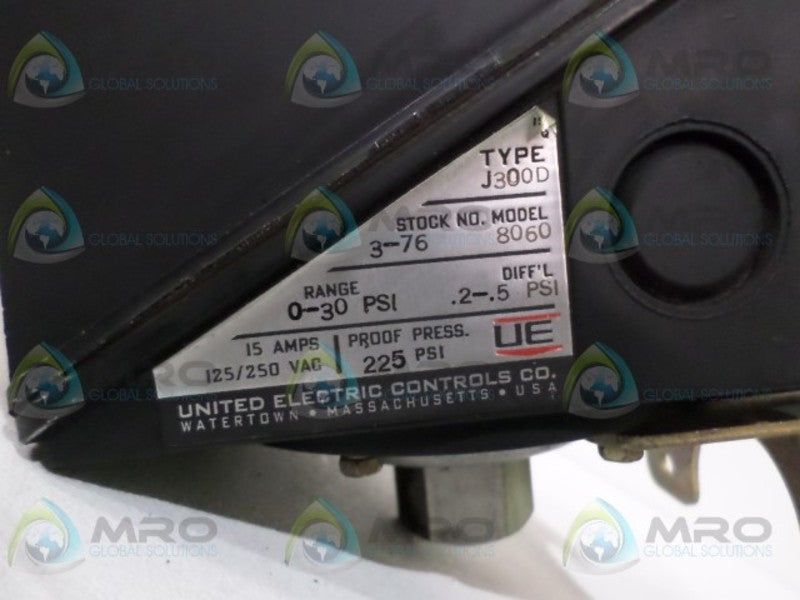 UNITED ELECTRIC J300D PRESSURE SWITCH  NSNP