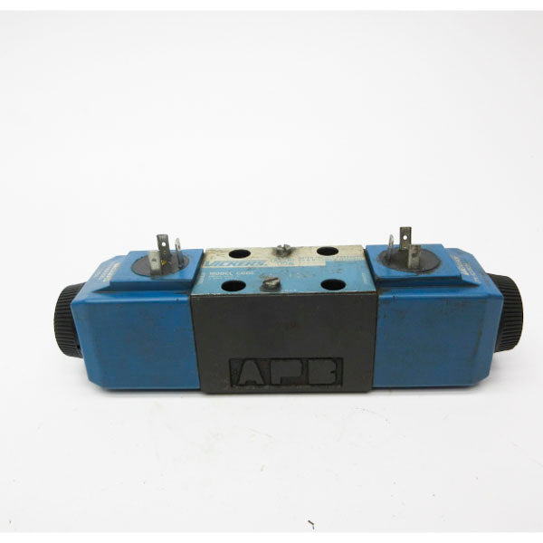 VICKERS DG4V38CVMUA661 02-114961 110V 5000PSI UNMP