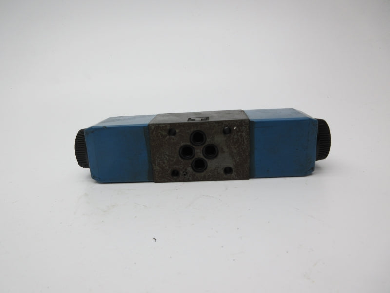 VICKERS DG4V38CVMUA661 02-114961 110V 5000PSI UNMP