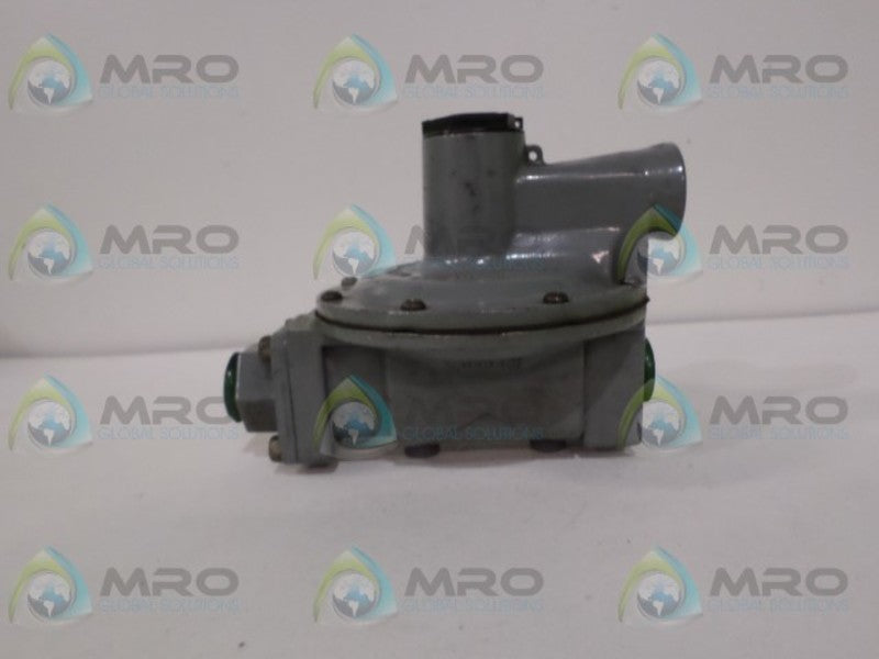 Fisher R522-4 REGULATORS  UNMP