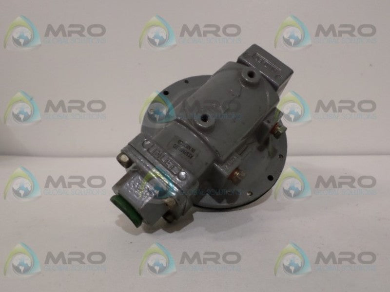 Fisher R522-4 REGULATORS  UNMP