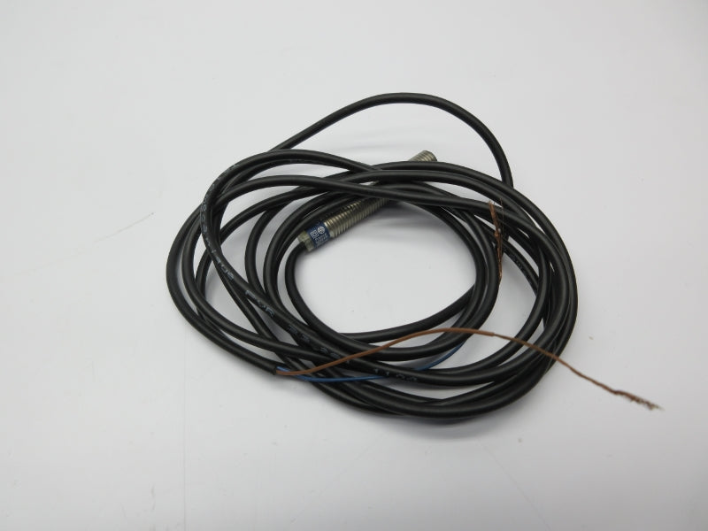 TELEMECANIQUE XS1M08MA230 24-240VAC NSNP