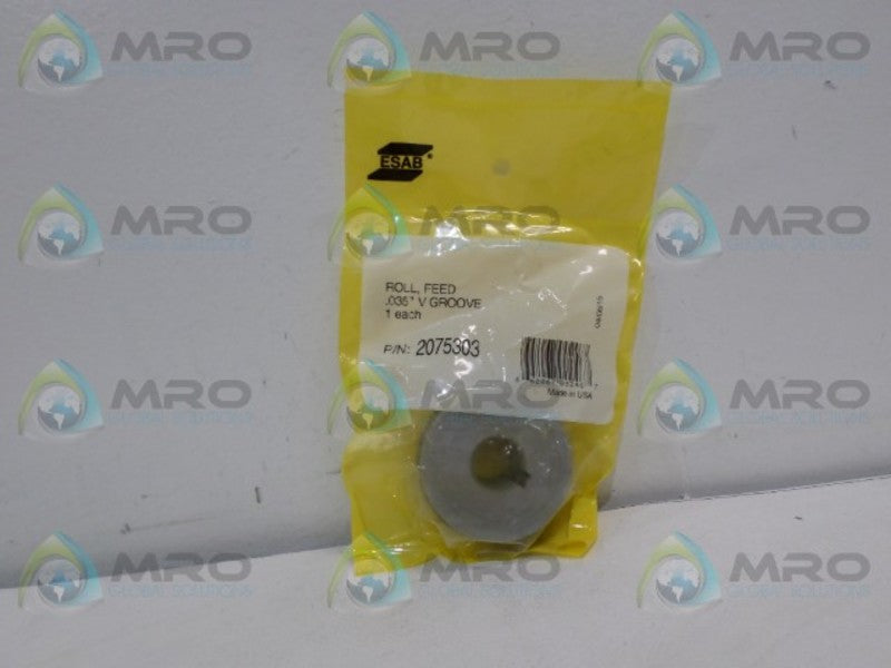 ESAB 2075303 GROOVE FEED ROLL * NEW IN FACTORY BAG *