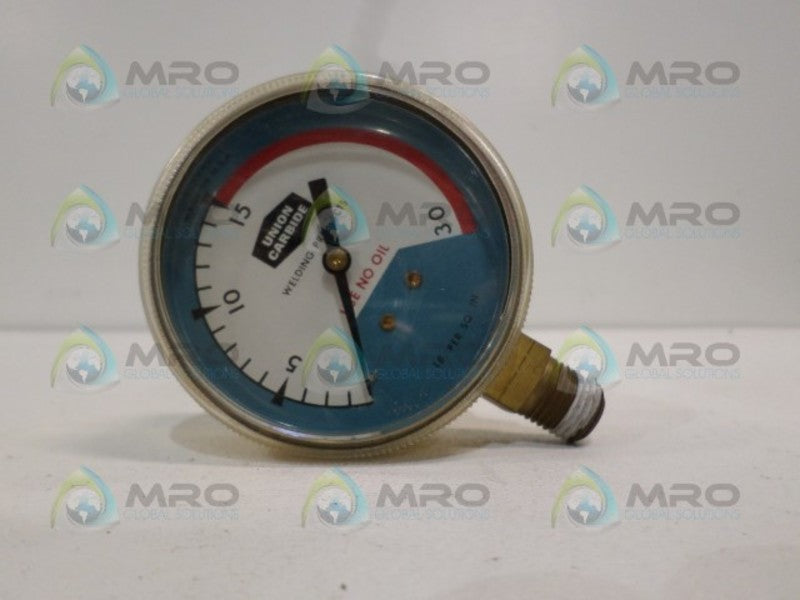UNION CARBIDE 627Y82 PRESSURE GAUGE 0-30  NSNP