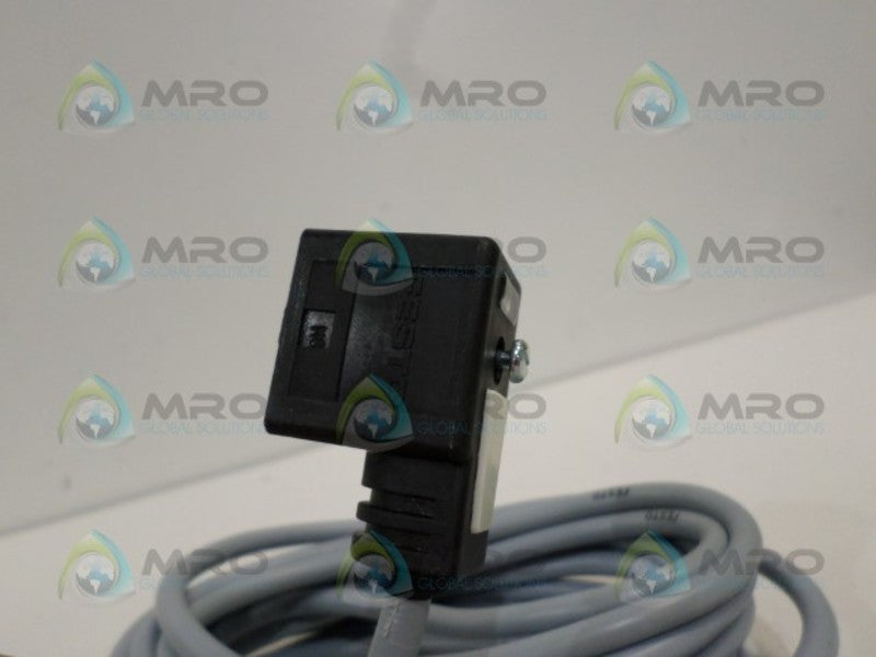 FESTO KMF-1-24-5-LED PROXIMITY SENSOR CABLE *NEW NO BOX*