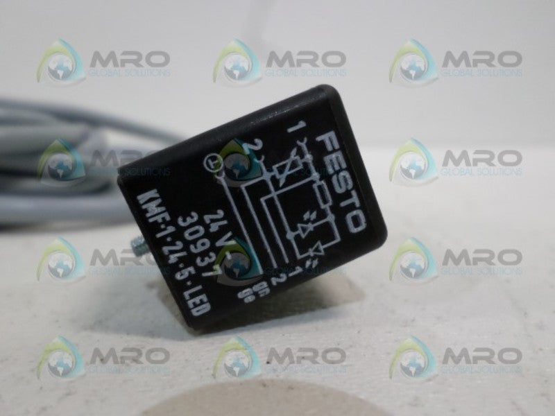 FESTO KMF-1-24-5-LED PROXIMITY SENSOR CABLE *NEW NO BOX*