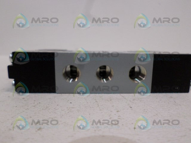 COMPAIR 8L501-030 PNEUMATIC VALVE *NEW NO BOX*