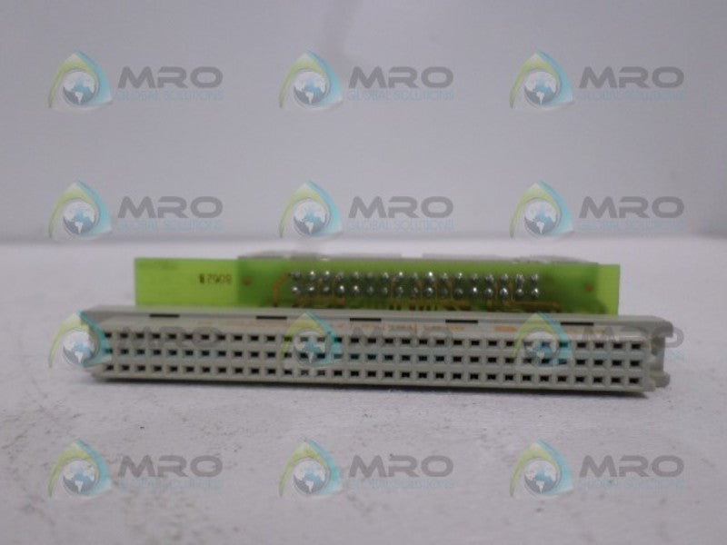 INDUSTRIAL MRO 8062BRL CONNECTOR *USED*