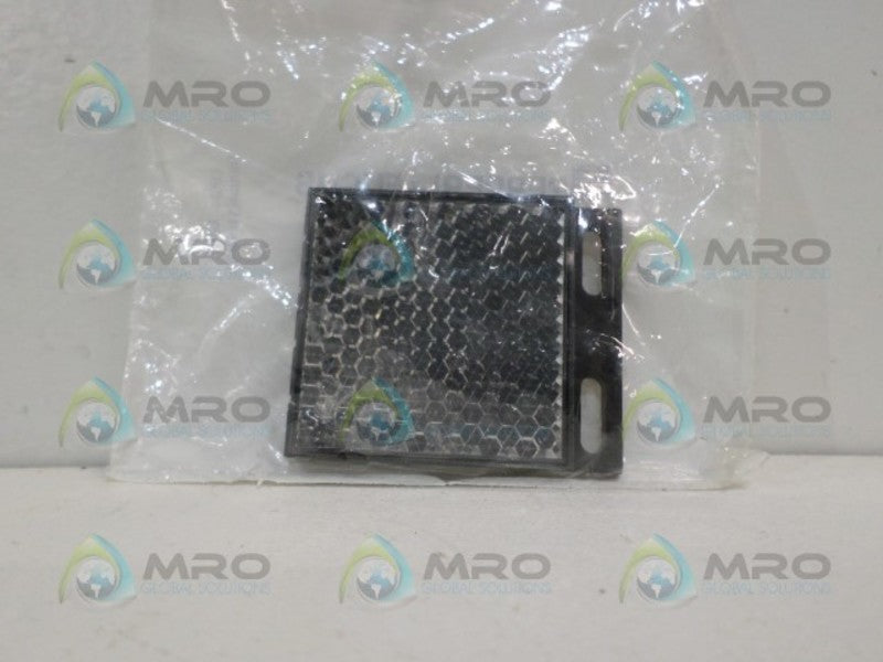 PEPPERL FUCHS H50 REFLECTOR *NEW IN FACTORY BAG*
