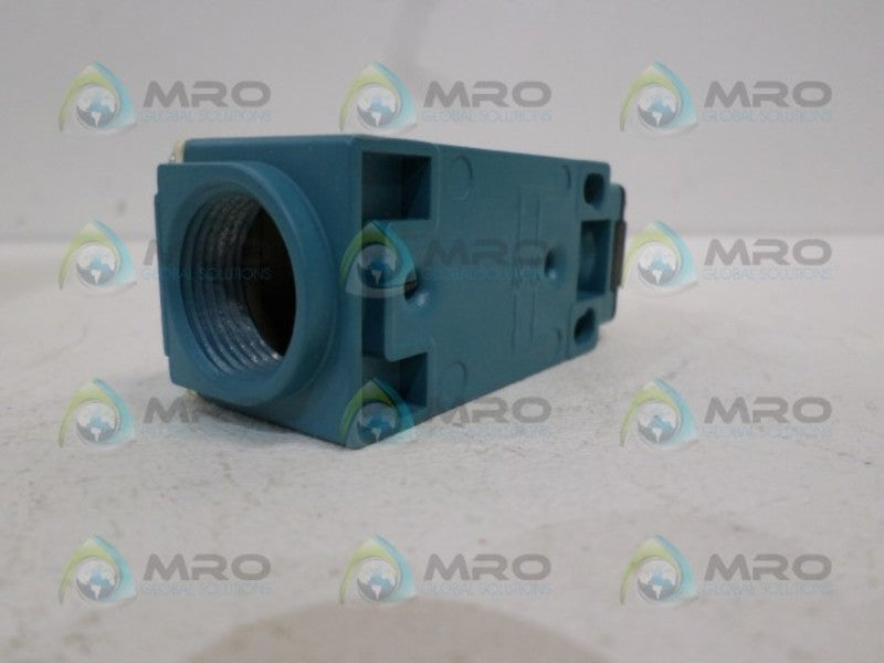 HONEYWELL GLCB01C-RS LIMIT SWITCH *NEW IN BOX*