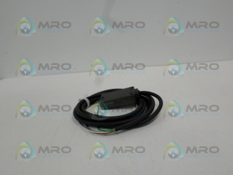 PEPPERL+FUCHS VISOLUX 418804 MLV40-6/48 PHOTOELECTRIC SENSOR  NSMP