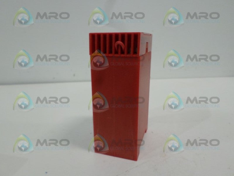 GUARDMASTER FERROCODE 02070 440N-C02070 CONTROL UNIT 110/240VAC  NSMP