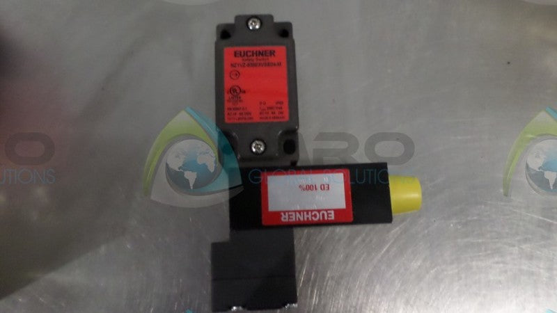 EUCHNER NZ1VZ-538E3VSE04-M *NEW IN BOX*