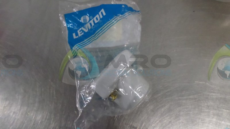 LEVITON 19062 LAMPHOLDER  NSNP IN BAG