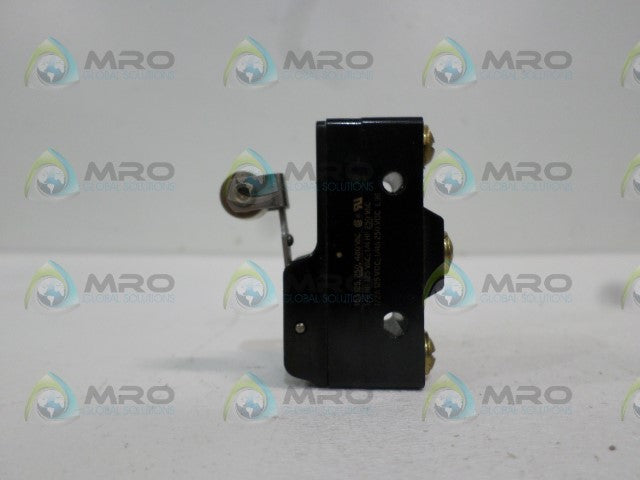 MICROSWITCH BZ-2RW82212-A2 LIMIT SWITCH *NEW NO BOX*