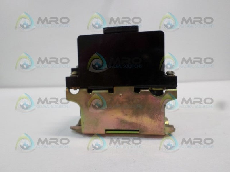 ALLEN BRADLEY 700-N600A1 SER. B AC RELAY 110/120V *USED*