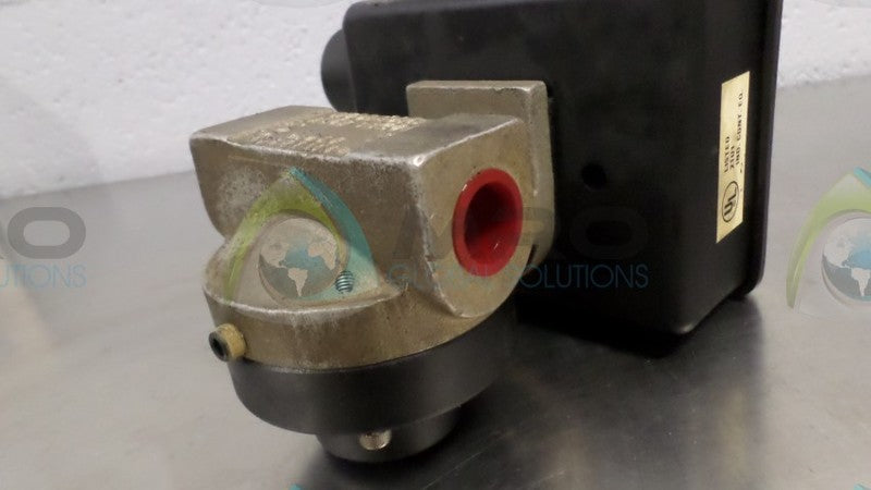 UNIVERSAL 12-13 FLOW RATE INDICATOR  UNMP