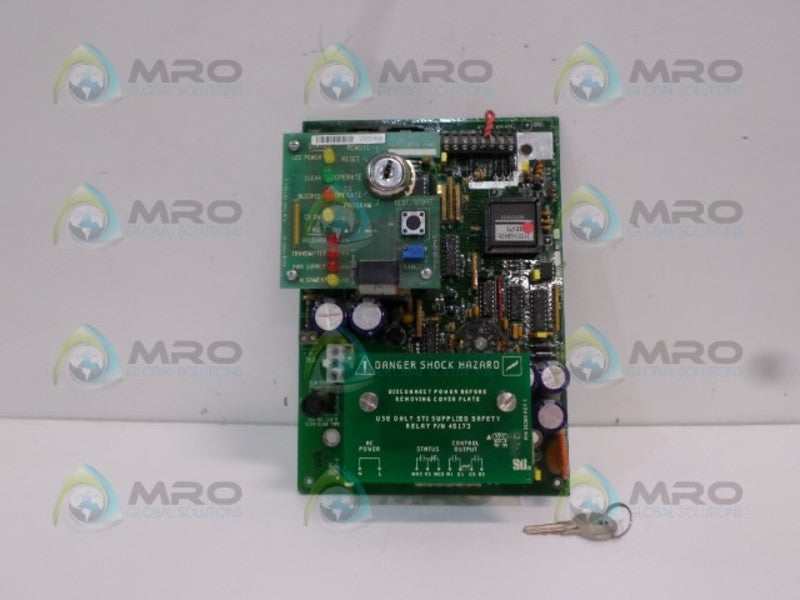 STI 17488-0030 42455-01 SAFETY CONTROLLER  UNMP
