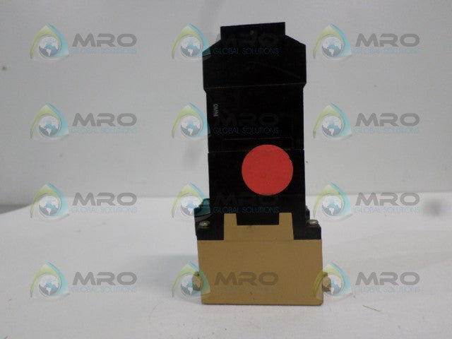 ALLEN BRADLEY 700-PT400A1 SER. C AC RELAY *USED*