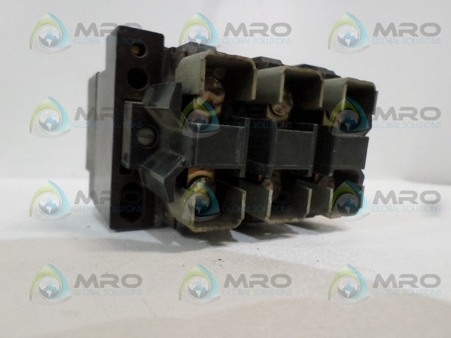 CUTLER HAMMER A10EN0 CONTACTOR (AS PICTURED) *USED*