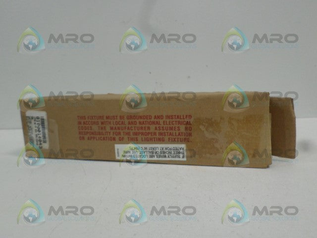 SIMKAR W6 61-17000 LIGHTING FIXTURE *NEW IN BOX*