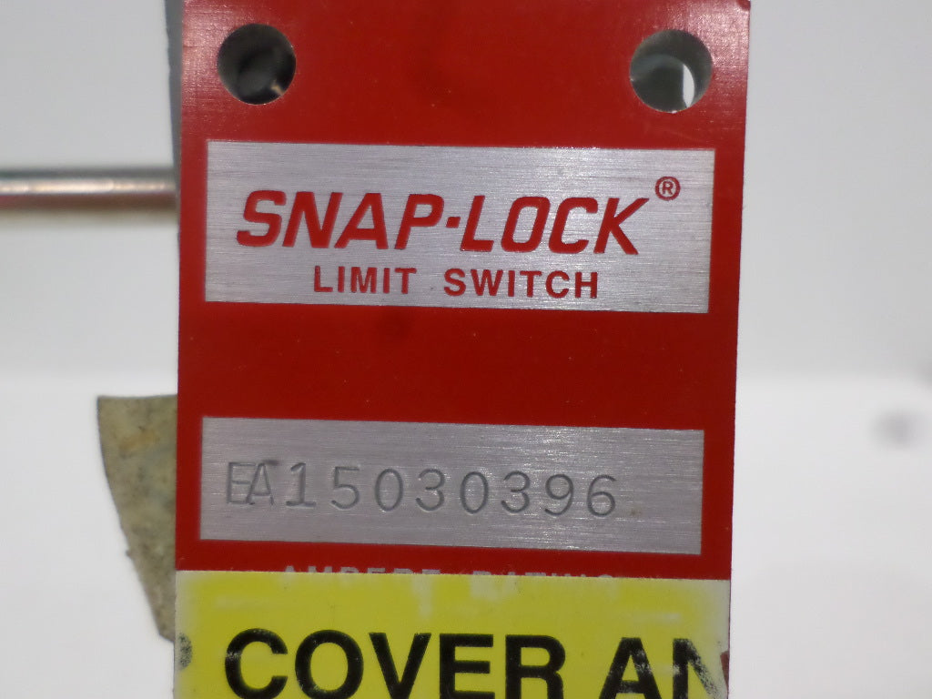 NAMCO CONTROLS EA15030396 SNAP-LOCK LIMIT SWITCH (NO SCREWS) *NEW NO BOX*