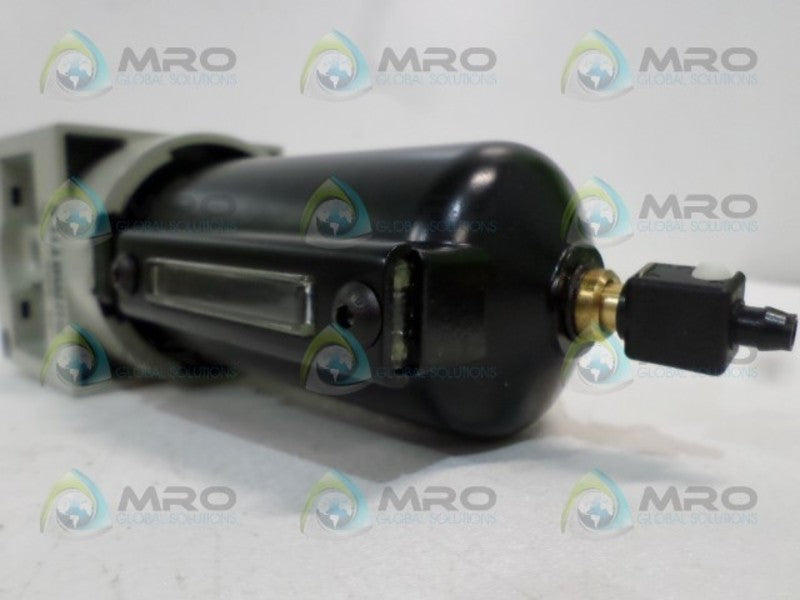 NUMATICS F32B-04MR *NEW NO BOX*