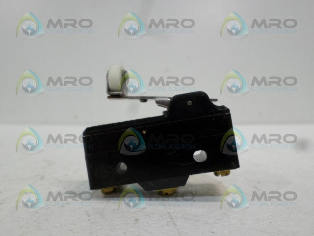 MICROSWITCH CS/01/A LIMIT SWITCH *NEW NO BOX*