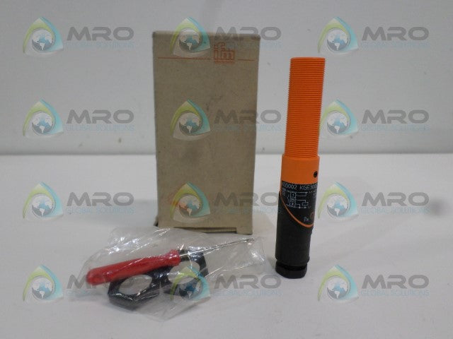 IFM EFECTOR KG5002 CAPACITIVE SENSOR *NEW IN BOX*