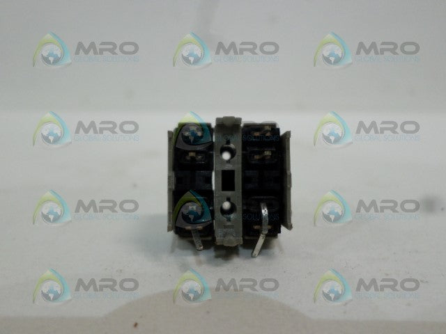 FUJI ELECTRIC AH16P-22 PUSHBUTTON SWITCH *NEW NO BOX*