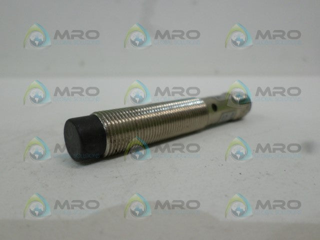 ALLEN BRADLEY 872C-A4N12-R3 SER. B PROXIMITY SENSOR *USED*