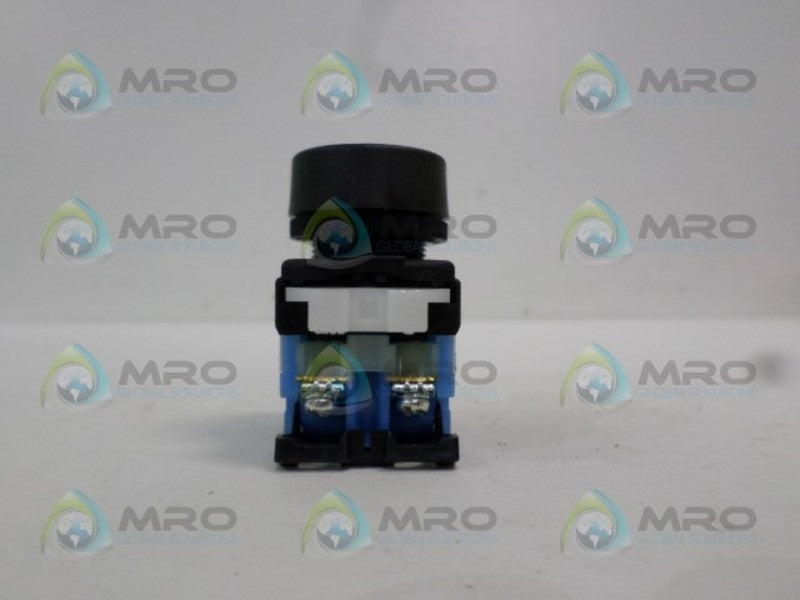FUJI ELECTRIC AR22F0L E3 GREEN PUSHBUTTON  NSNP