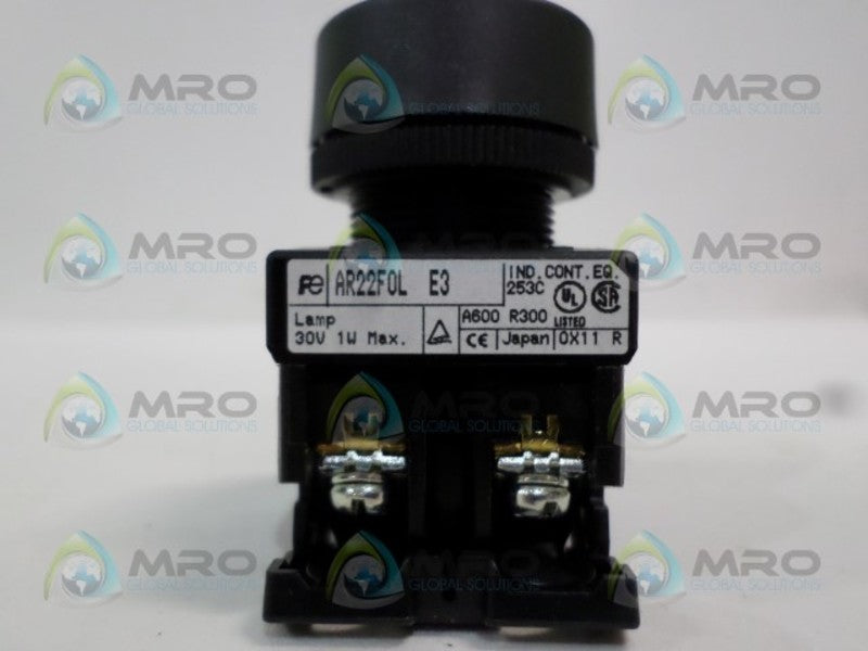 FUJI ELECTRIC AR22F0L E3 GREEN PUSHBUTTON  NSNP