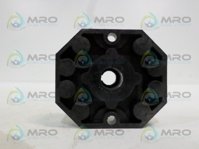 CUSTOM CONNECTORS RB08-PC RELAY SOCKET *NEW NO BOX*