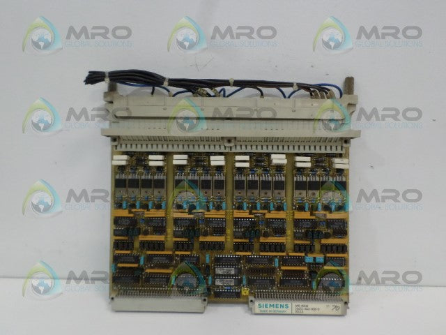 SIEMENS AMS-M208 C8451-A42-A32-2 DIGITAL OUTPUT MODULE *USED*