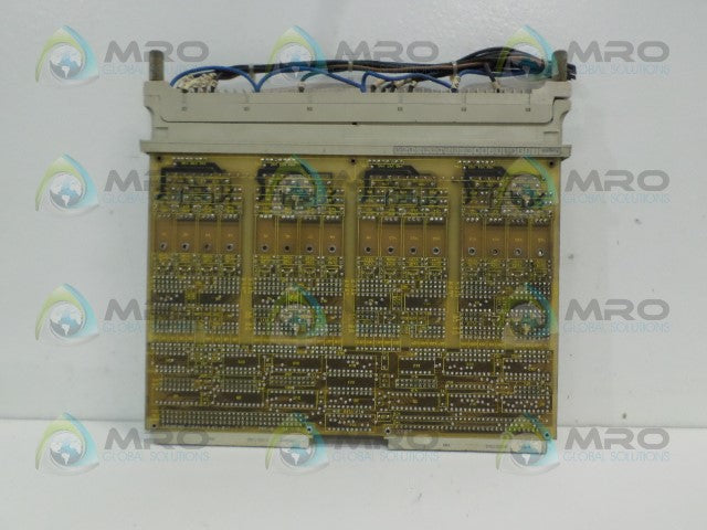 SIEMENS AMS-M208 C8451-A42-A32-2 DIGITAL OUTPUT MODULE *USED*