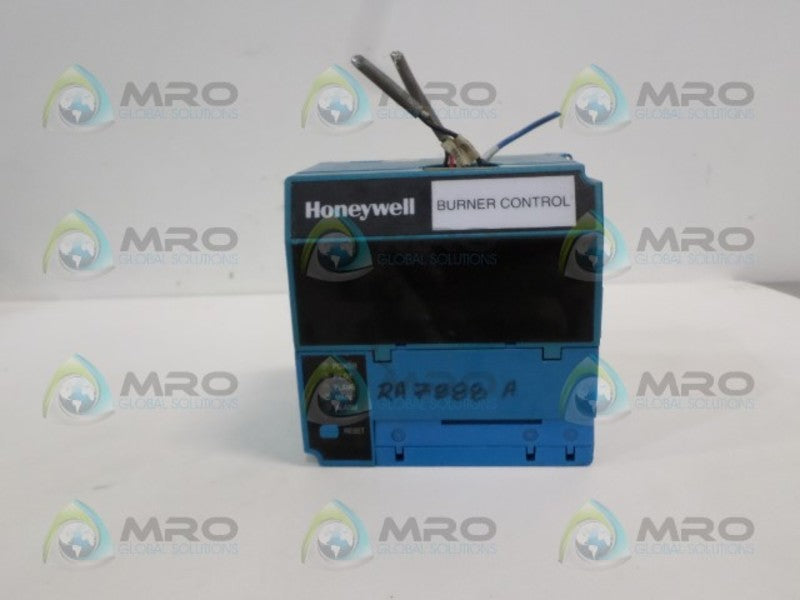 HONEYWELL RM7888A1019 BURNER CONTROL UNMP