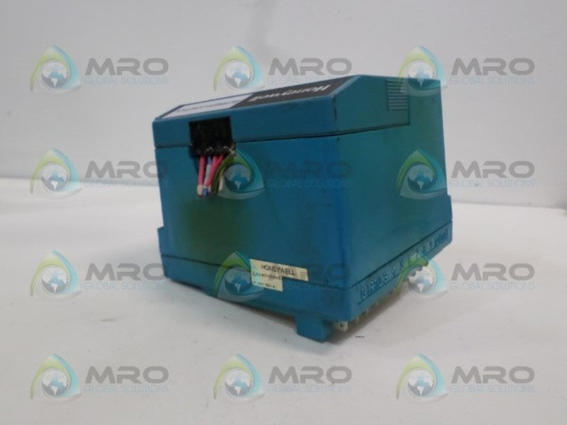 HONEYWELL RM7890B1014 BURNER CONTROL *USED*