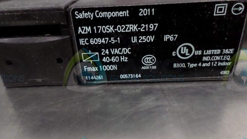 SCHMERSAL  AZM170SK-02ZRK  INTERLOCK  *NEW NO BOX*