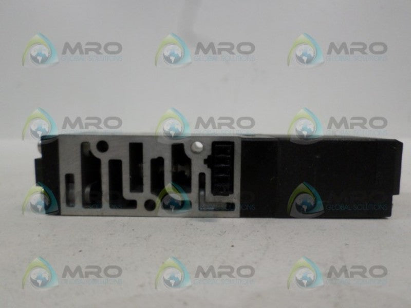 SMC NVFS2100-5F SOLENOID VALVE *USED*