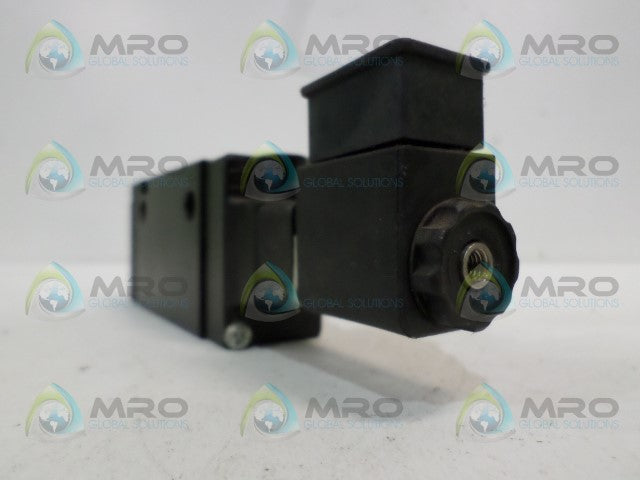 PARKER B512ACB53C SOLENOID VALVE *NEW NO BOX*