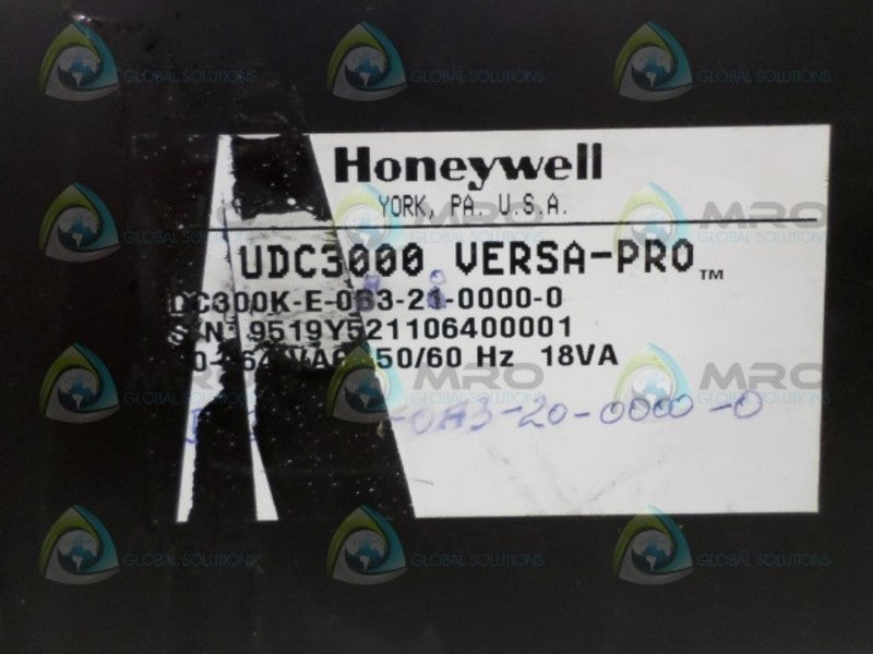 HONEYWELL DC300K-E-0A3-20-0000-0 TEMPERATURE CONTROLLER *USED*