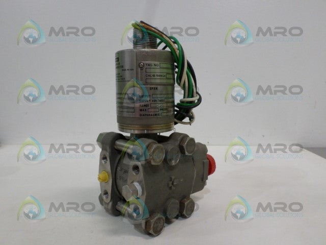 SCHLUMBERGER PA3040-030-12-23-XX-XX-13 PRESSURE TRANSMITTER *NEW NO BOX*