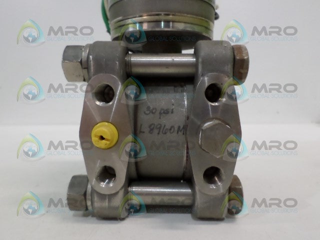 SCHLUMBERGER PA3040-030-12-23-XX-XX-13 PRESSURE TRANSMITTER *NEW NO BOX*