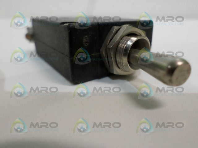 POTTER & BRUMFIELD W31-X2M1G-10 CIRCUIT RBEAKER 10A *USED*
