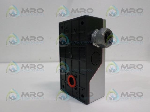 ROTRONIC HYDROFLEX HF53W-XMTR TEMPERATURE/HUMIDITY TRANSMITTER *NEW IN BOX*