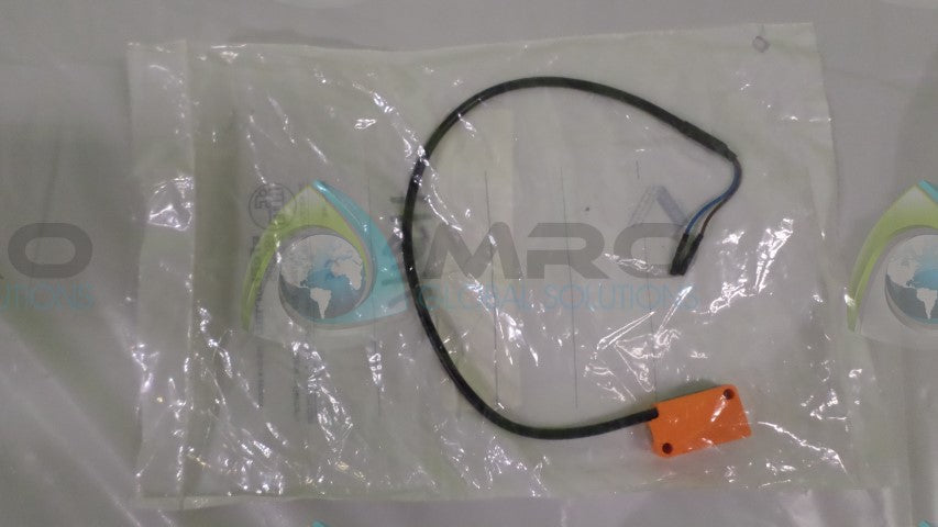 IFM EFECTOR IS0008 INDUCTIVE PROXIMITY SENSOR*NEW IN FACTORY BAG*