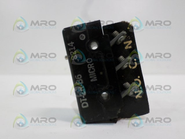 MICROSWITCH DT-2R-B6 LIMIT SWITCH *NEW NO BOX*