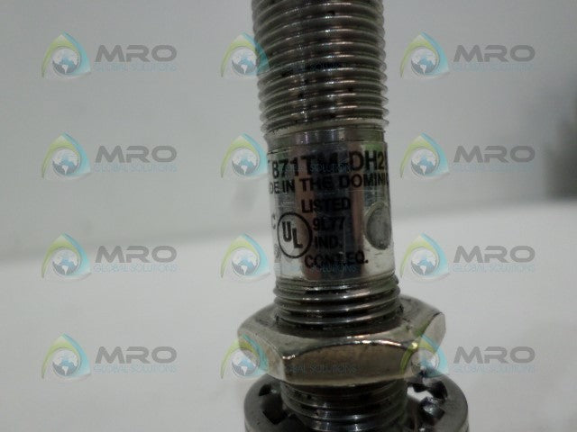 ALLEN BRADLEY 871TM-DH2NP12-D4 SER. A PROXIMITY SENSOR *USED*