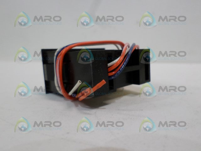 RED LION CONTROLS CUB3T300 ELECTRONIC TIMER *USED*